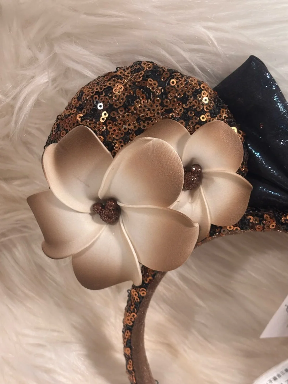 Shanghai Disney Resort Brown and Cream Plumeria Sequin Minnie Ears NWT
